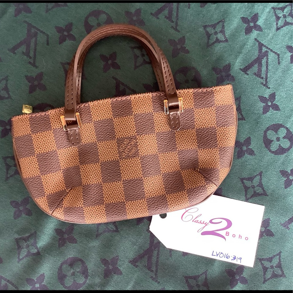 🥳💯Louis Vuitton pouch second accessories bag.💕